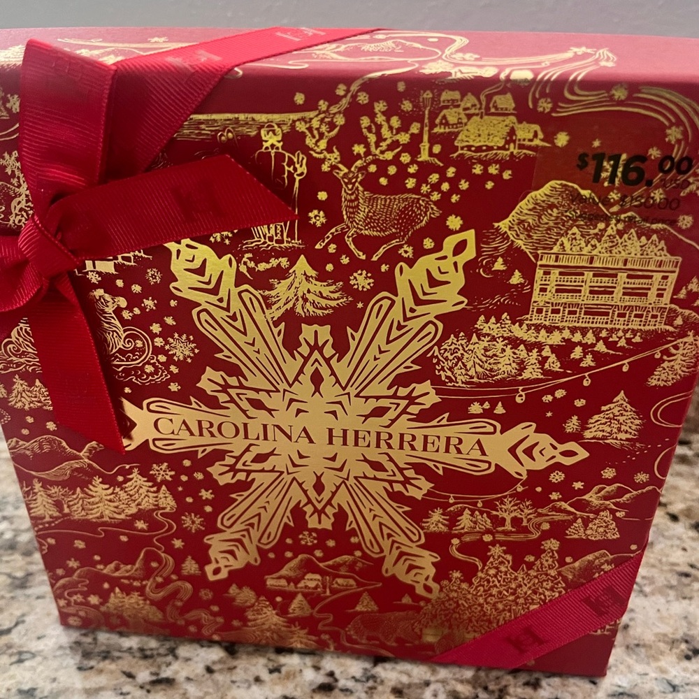 Carolina Herrera 2 piece gift set